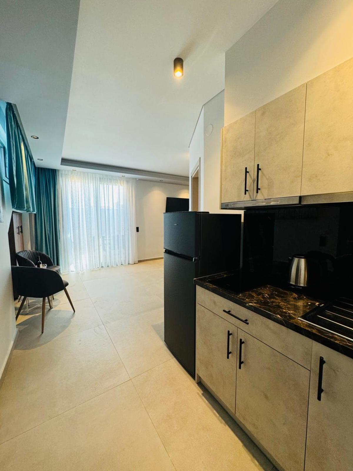 Joy Apartments 리메나리아 객실 사진