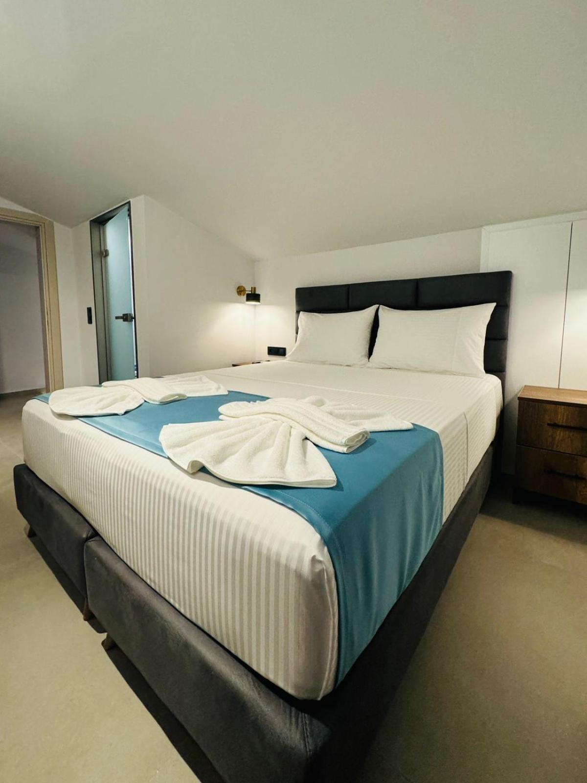 Joy Apartments 리메나리아 객실 사진