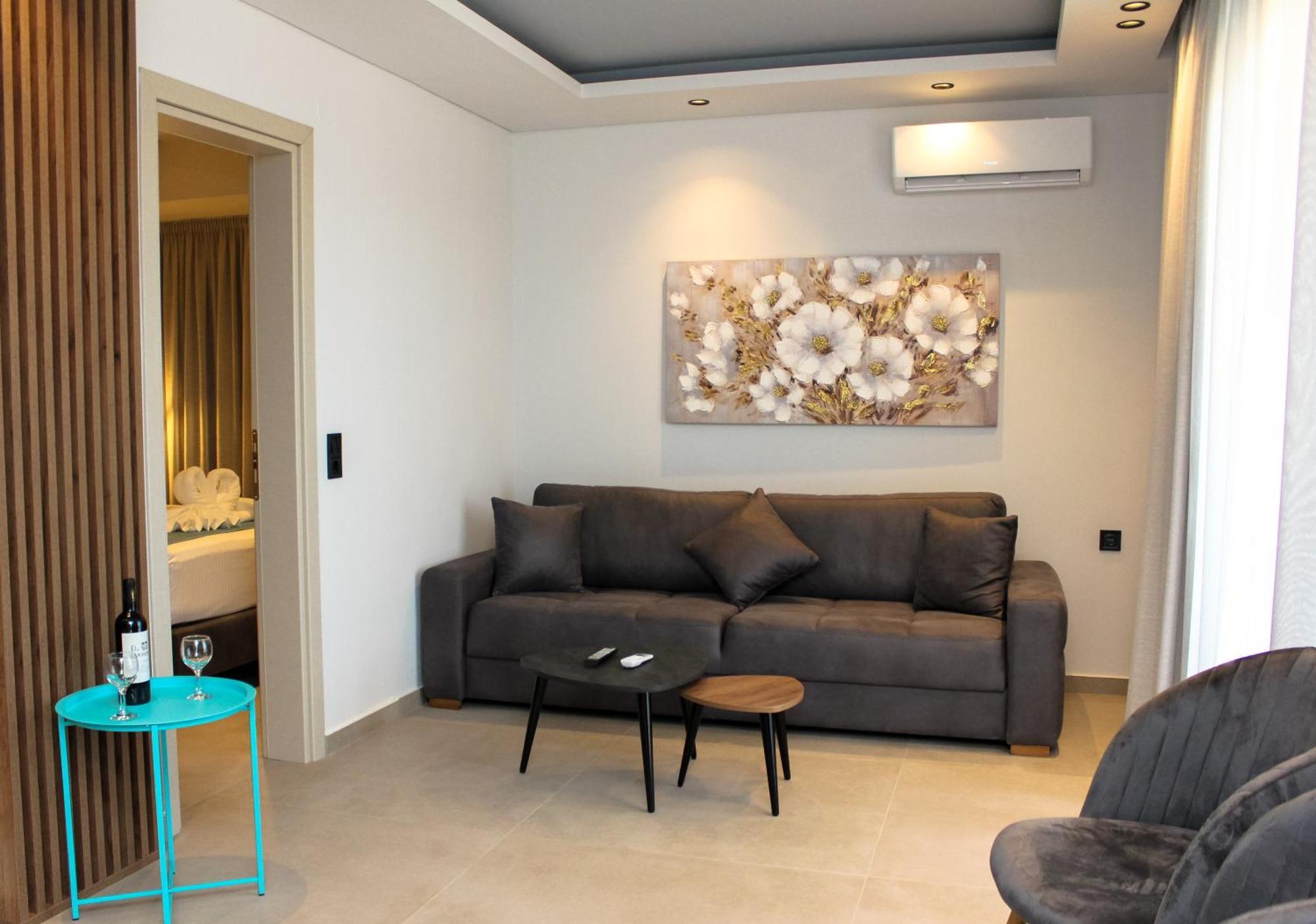 Joy Apartments 리메나리아 객실 사진