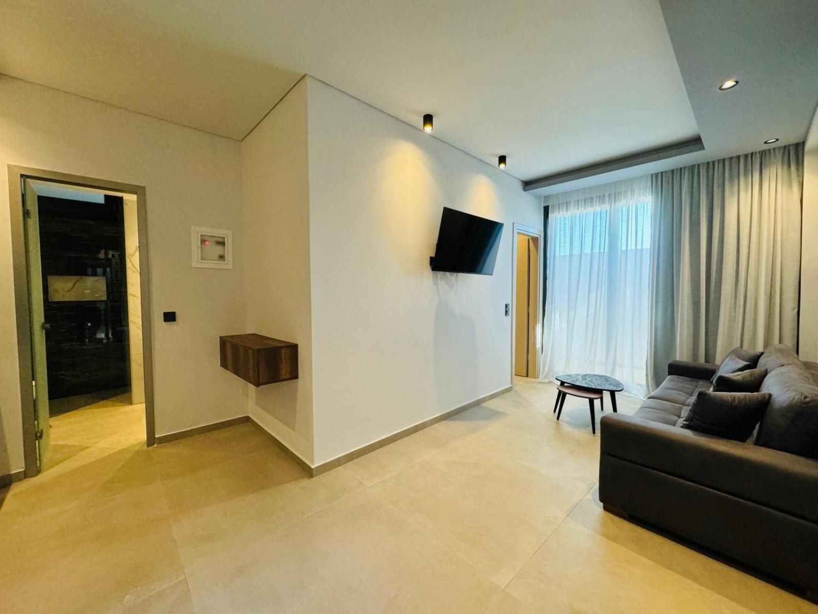Joy Apartments 리메나리아 객실 사진